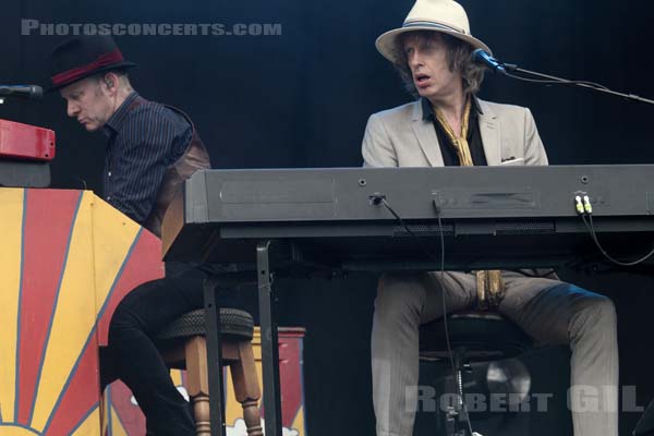 THE WATERBOYS - 2012-08-26 - SAINT CLOUD - Domaine National - Scene de la Cascade - 